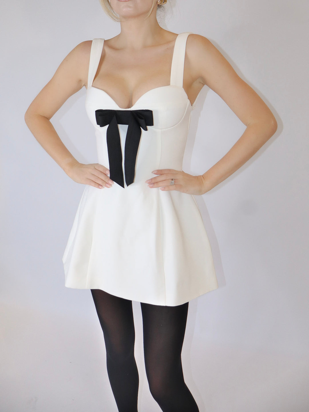 Darling 2.0 in Off-White (Non Velvet Bow)