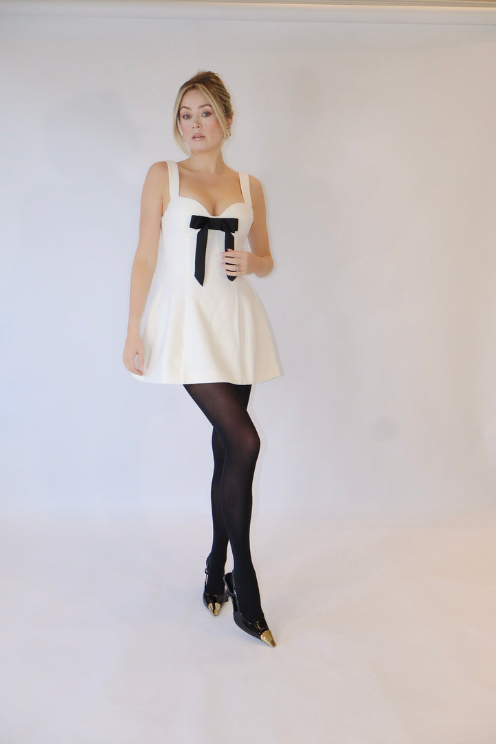 Darling 2.0 in Off-White (Non Velvet Bow)