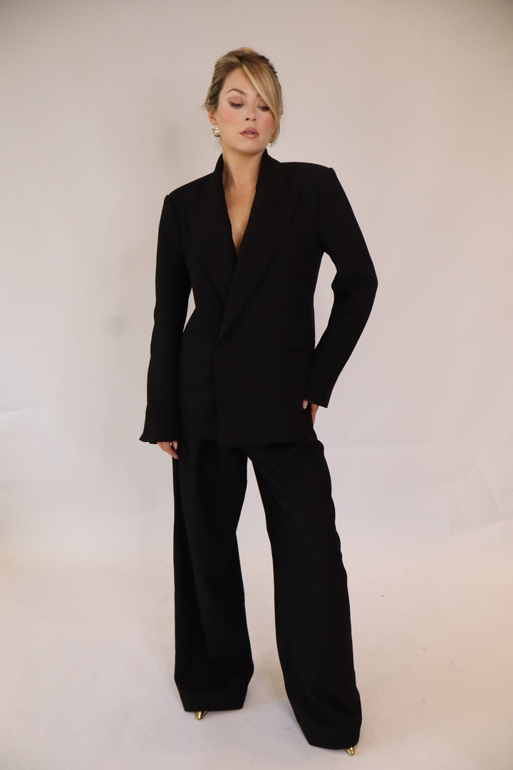 Celeste Oversized Blazer in Black