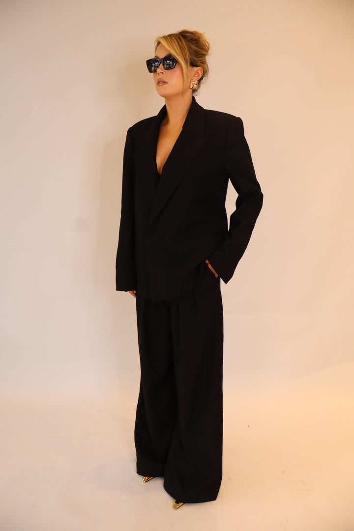 Celeste Oversized Blazer in Black