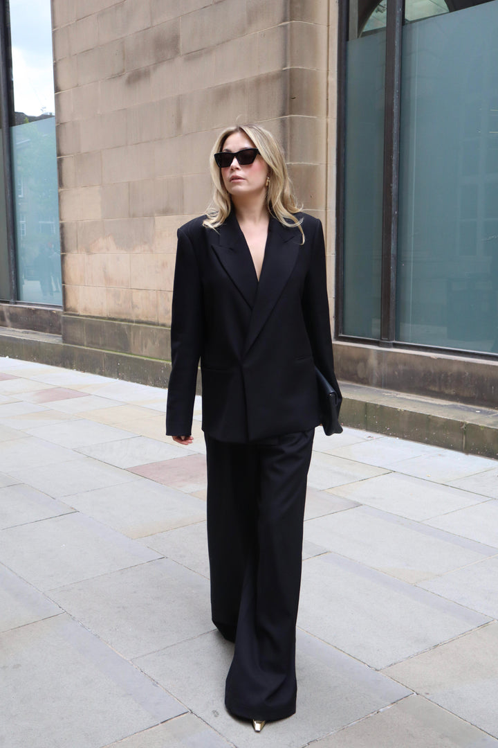 Celeste Oversized Blazer in Black